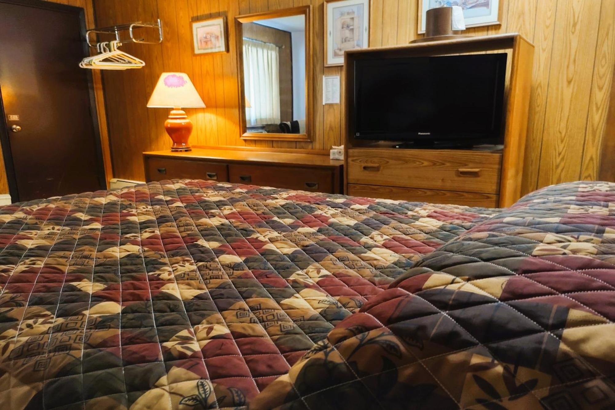 Love Hotels Voyageur By Oyo At International Falls Mn Kültér fotó